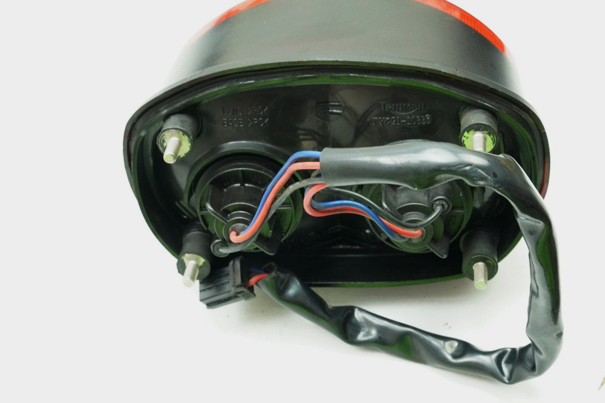 TRIUMPH SPEED TRIPLE 955 i 595 N Luz trasera Lámpara Cable Luz trasera