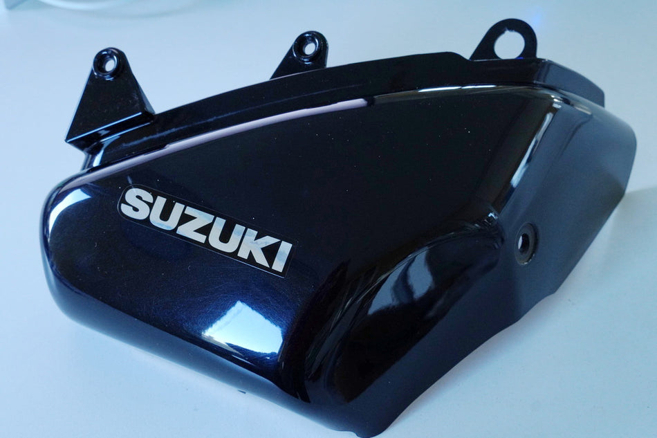 SUZUKI VL 125 WVA4 Tapa lateral derecha Cubierta Embellecedor Carenado