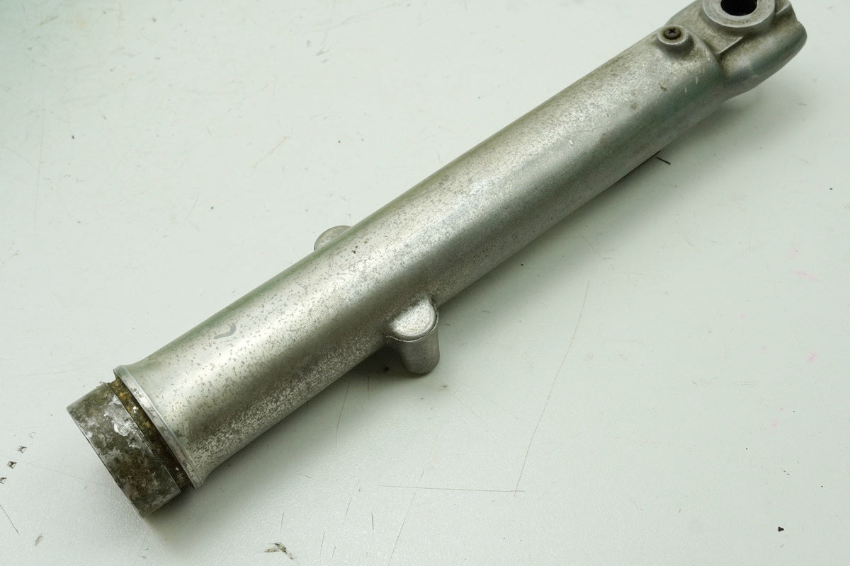 YAMAHA DS7 250 tubo de inmersión izquierdo pie de horquilla (para tubo vertical vástago de horquilla horquilla)