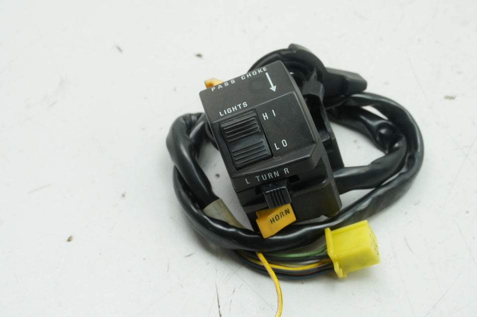 SUZUKI RG 125 NF12B GAMMA Conmutador izquierdo manillar interruptor luz intermitente palanca de estrangulador
