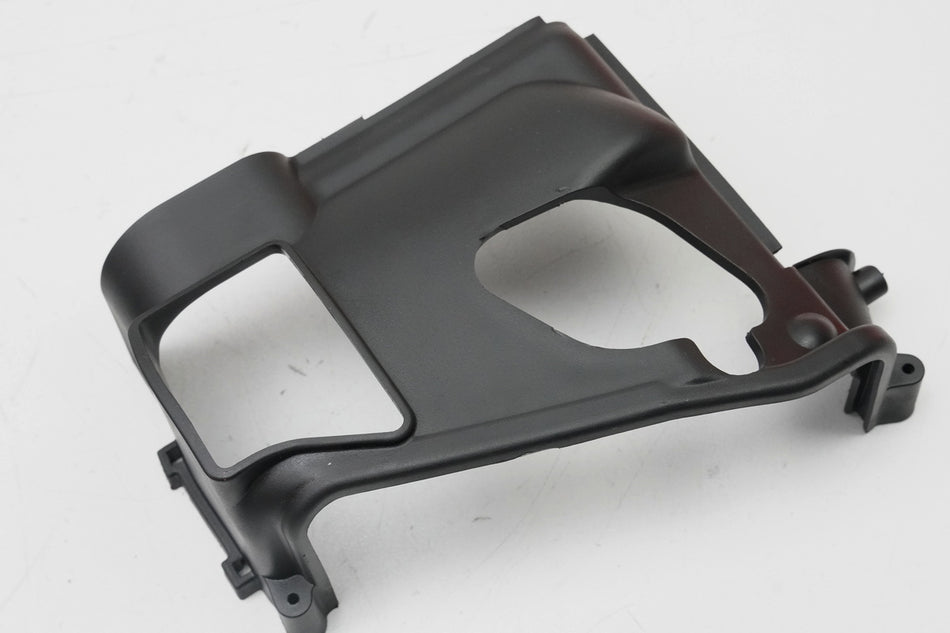 VESPA Primavera 50 4T 3V iGet Kühlhaube Abdeckung vorn Cover Blende 1A002170