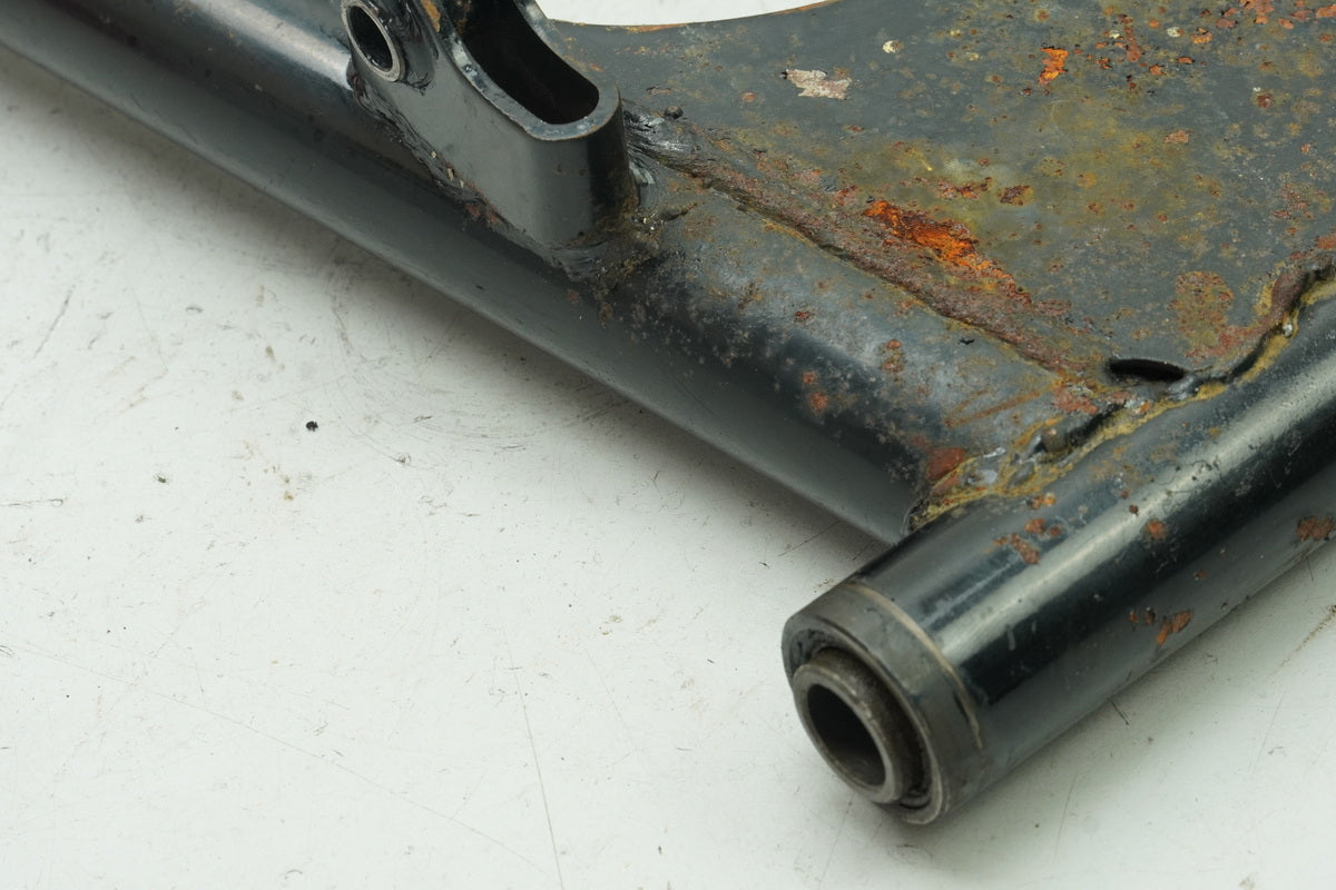 KAWASAKI Z 750 E KZ750E Swingarm for Rear Wheel Rim