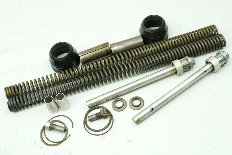 YAMAHA DS7 250 Piezas internas de horquilla Amortiguador Muelle Cartucho Casquillo