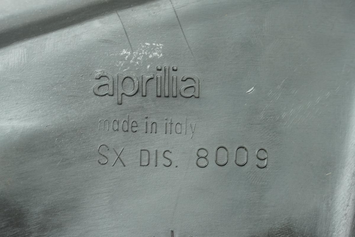 Aprilia Pegaso 650 GA (MX) Seitendeckel links Abdeckung Cover Verlkleidung