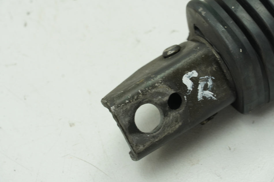 KAWASAKI Z 750 E KZ750E Fußraste Sozius rechts hinten Fußrastengummi Halter