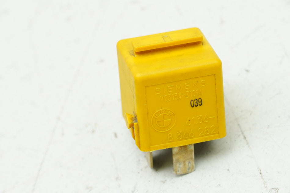 BMW K 1200 LT A K2LT Conector relé amarillo Siemens