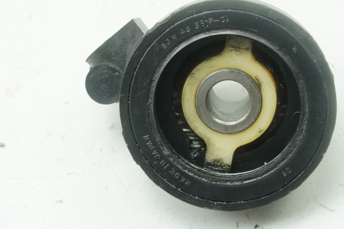 SUZUKI RG 125 NF12B GAMMA Tachoantrieb Tachoschnecke original (für Felge Tacho)