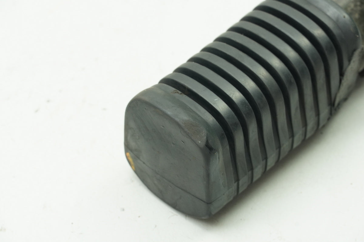 KAWASAKI Z 750 E KZ750E Footrest Pillion Left Rear Footrest Rubber Holder