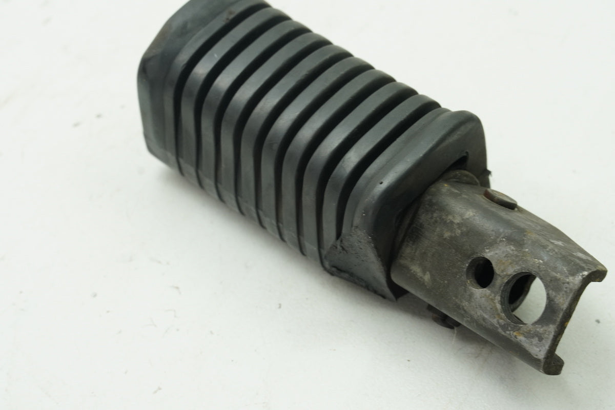 KAWASAKI Z 750 E KZ750E Footrest Pillion Left Rear Footrest Rubber Holder