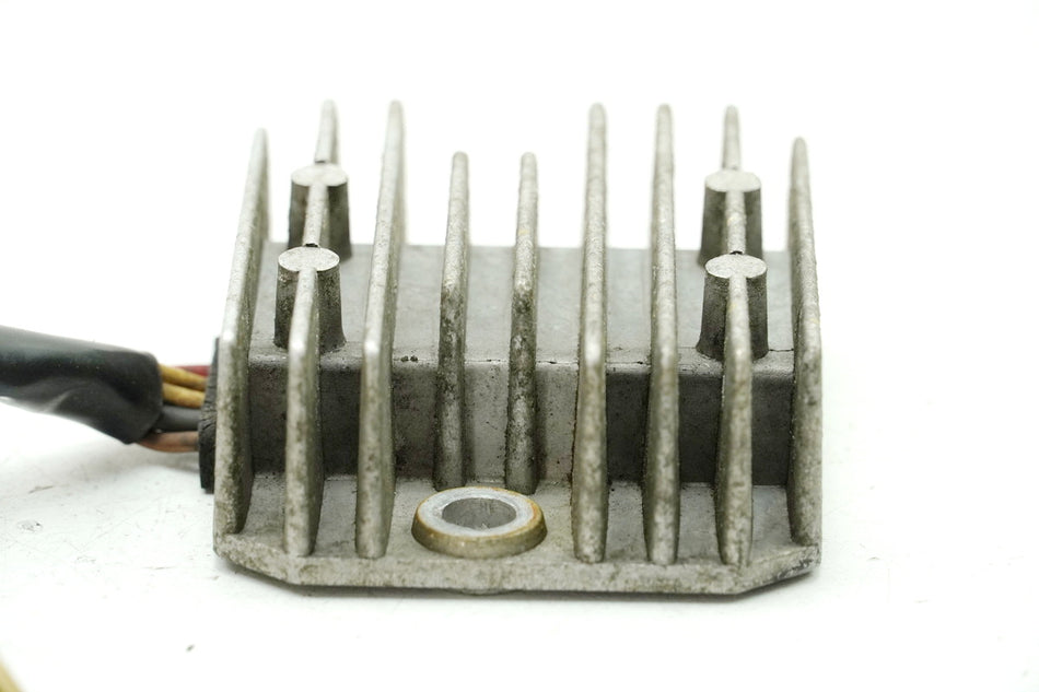 YAMAHA SR 250 3Y8 Regulador de corriente rectificador original (para motor eléctrico)