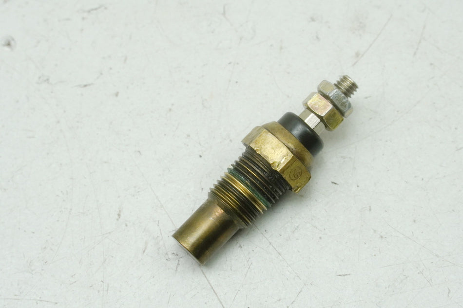 SUZUKI RG 125 NF12B GAMMA Sensor de temperatura del agua (en la culata del motor)
