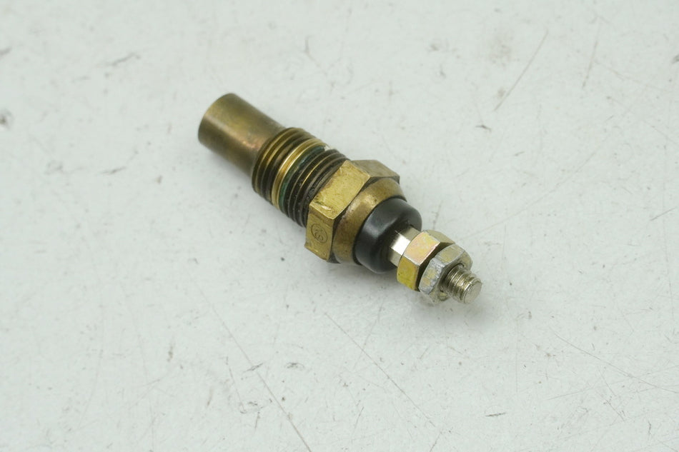 SUZUKI RG 125 NF12B GAMMA Sensor de temperatura del agua (en la culata del motor)