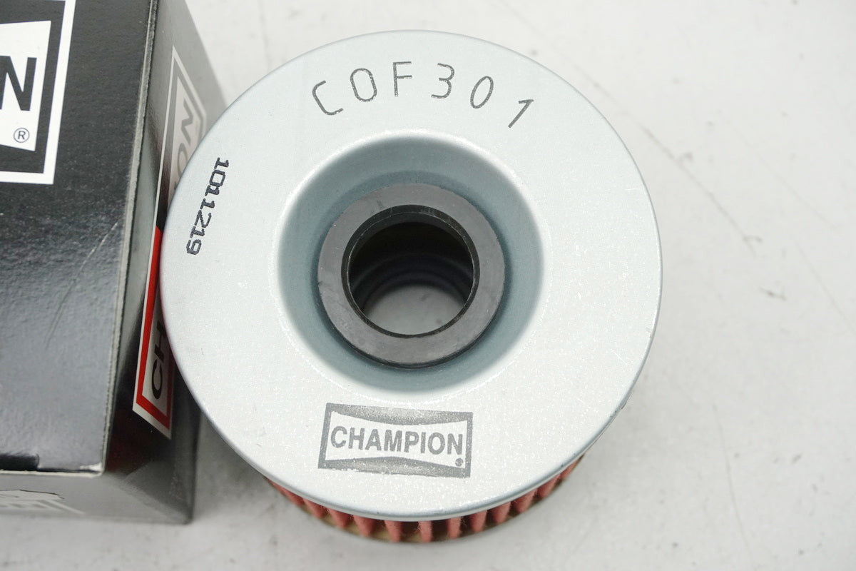 Champion Filtro de aceite COF301 Filtro de aceite Honda Kawasaki Triumph Yamaha - NUEVO