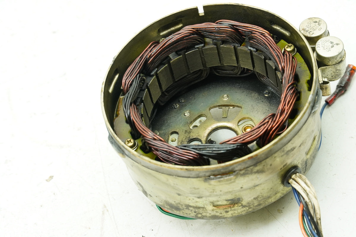 YAMAHA DS7 250 Alternador Carcasa Encendido Puntos de encendido