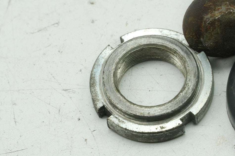 SUZUKI RG 125 NF12B GAMMA Nut Lock Steering Head Screw Triple Clamp