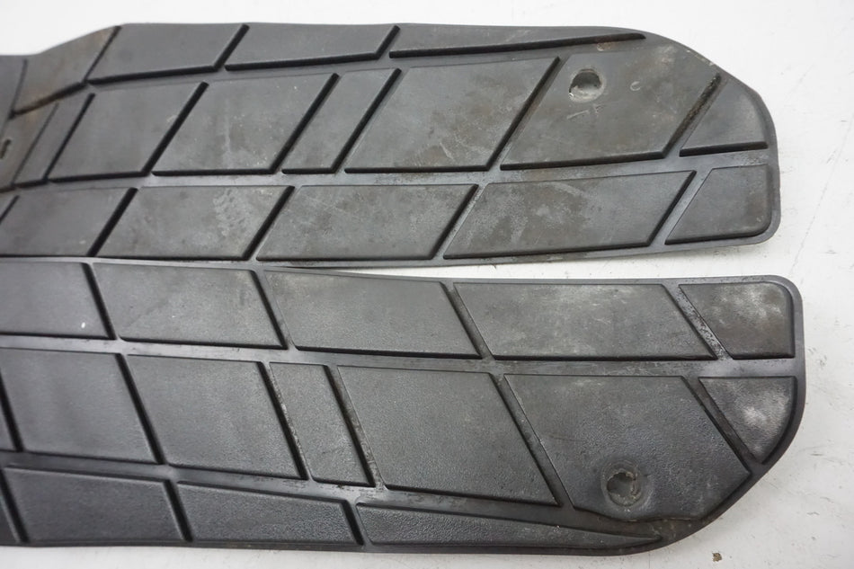 SUZUKI AN 400 WVAU BURGMAN Footrest Rubbers Rider Footrest Rubber Pad Footboard