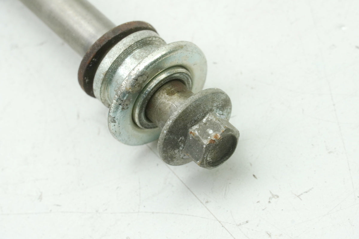 SUZUKI RG 125 NF12B GAMMA Steckachse vorn Achse Distanzhülse (für Felge Gabel)
