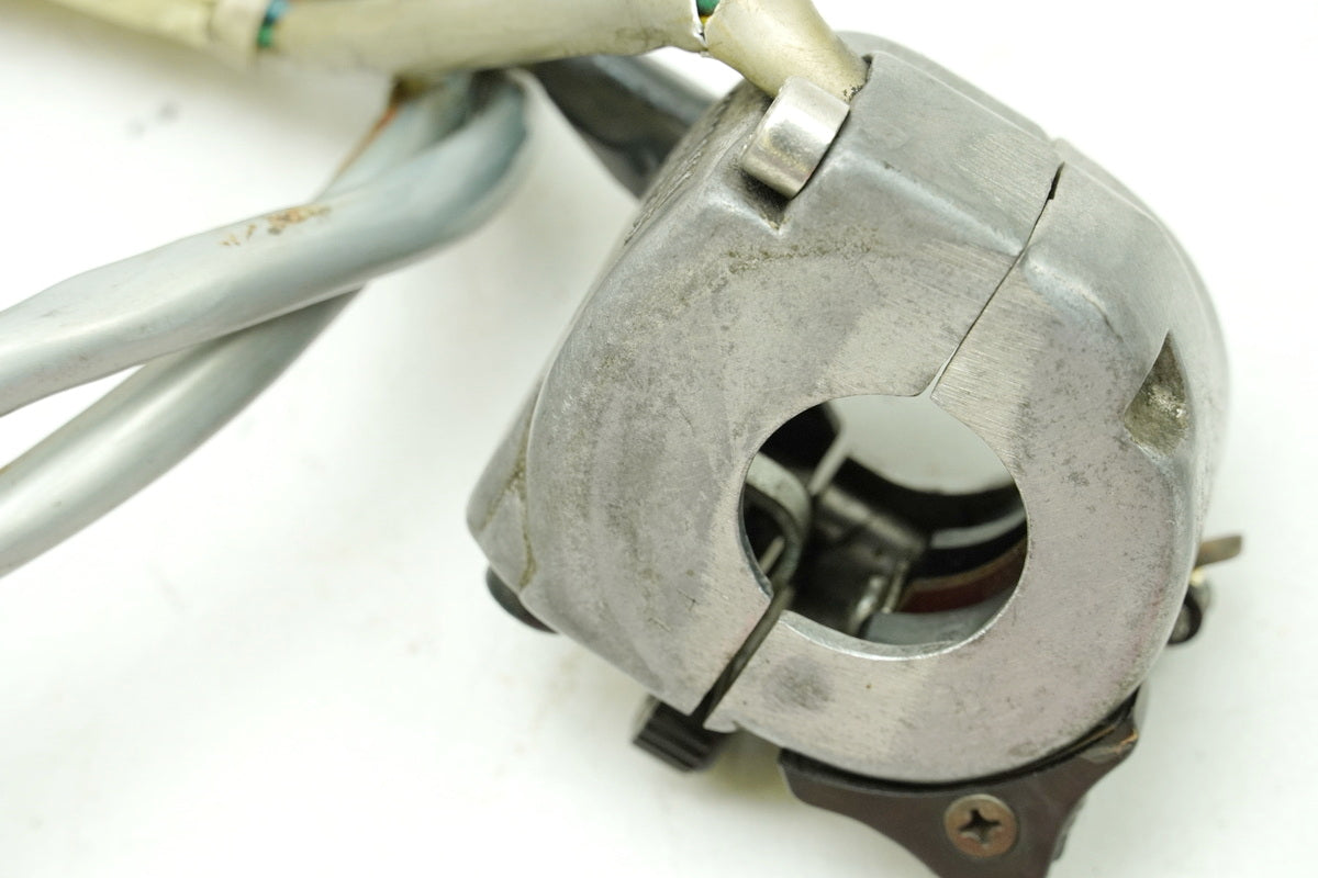 YAMAHA DS7 250 Conmutador izquierdo de manillar Interruptor de luz Intermitente