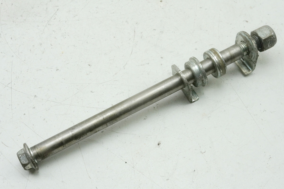 SUZUKI RG 125 NF12B GAMMA Steckachse hinten Achse Distanzhülse (Felge Hinterrad)