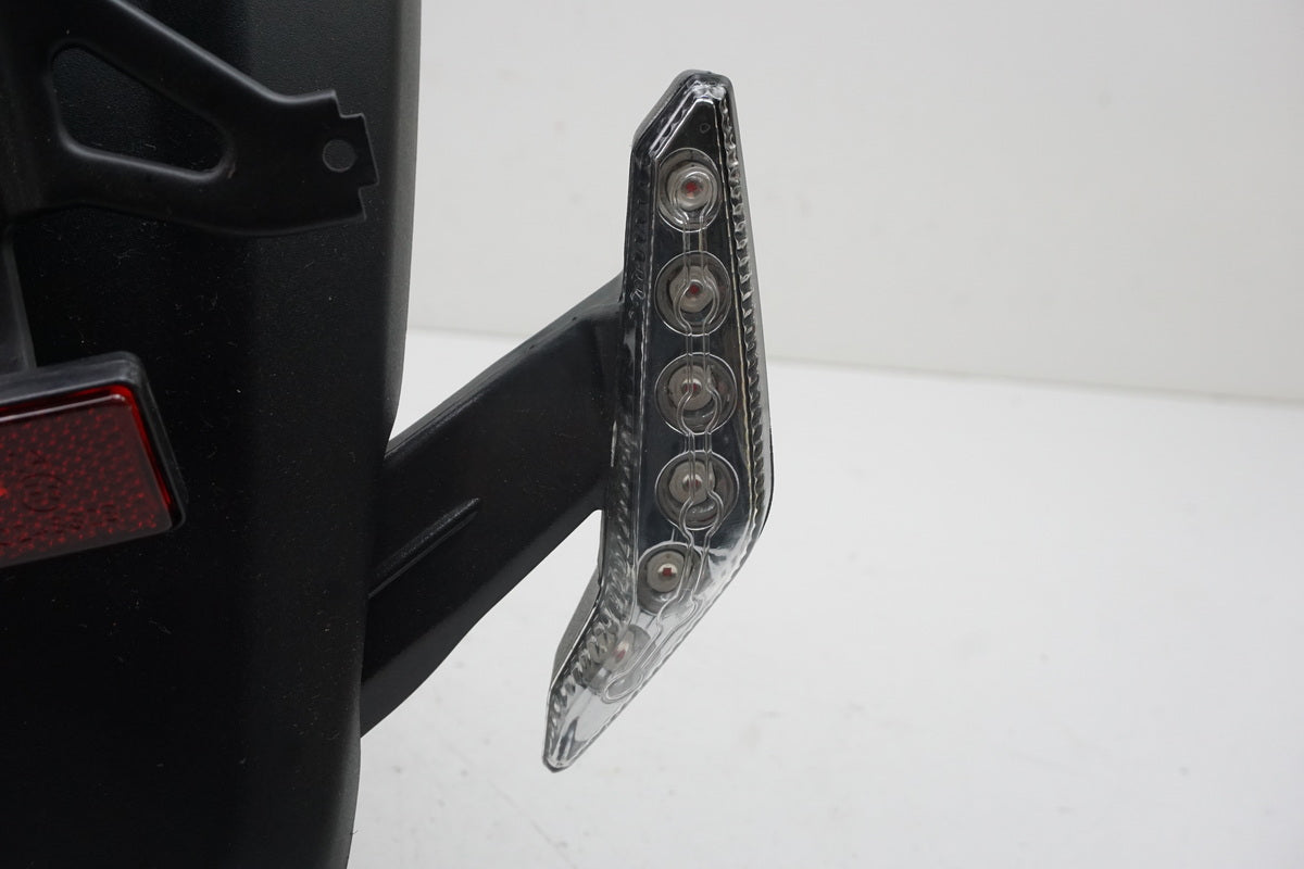 MV AGUSTA BRUTALE 800 DRAGSTER RR B322BB Kennzeichenhalter Blinker Kotflügel
