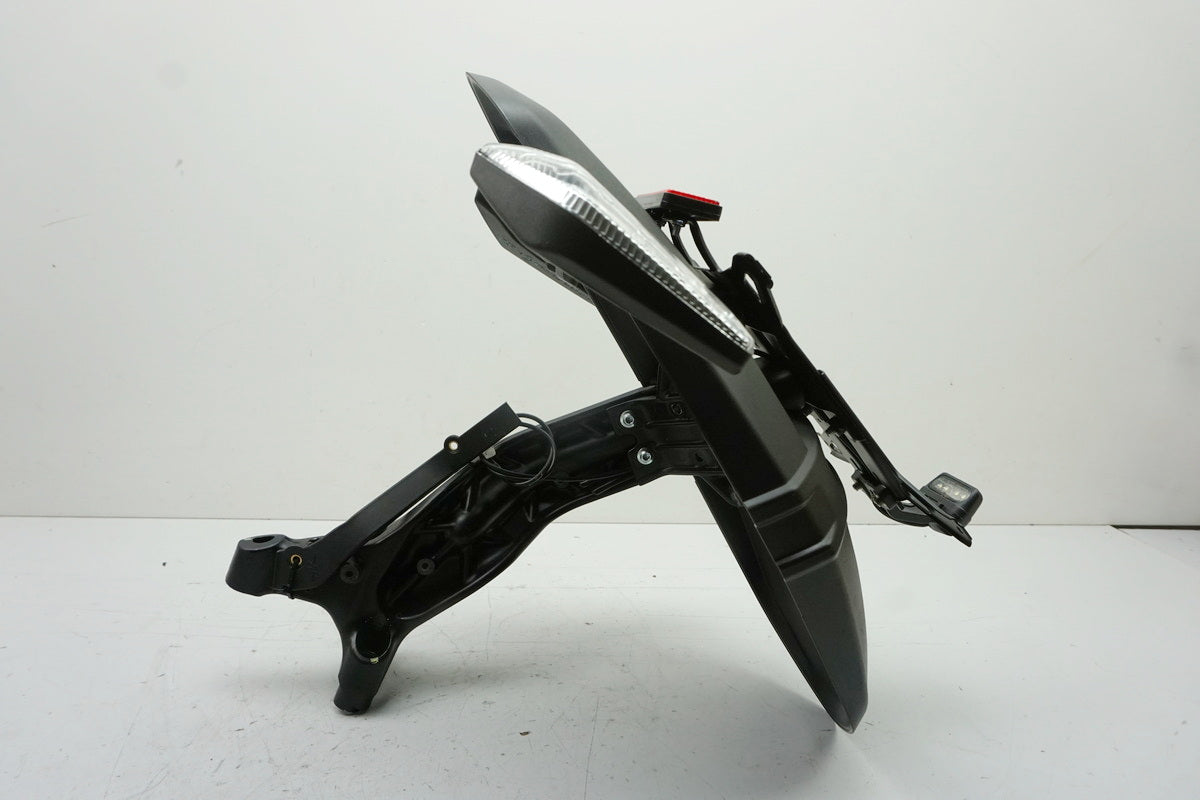 MV AGUSTA BRUTALE 800 DRAGSTER RR B322BB Kennzeichenhalter Blinker Kotflügel
