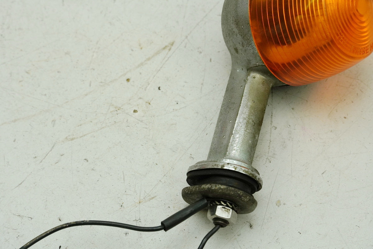Intermitente trasero izquierdo Yamaha DS7 250 - tulipa