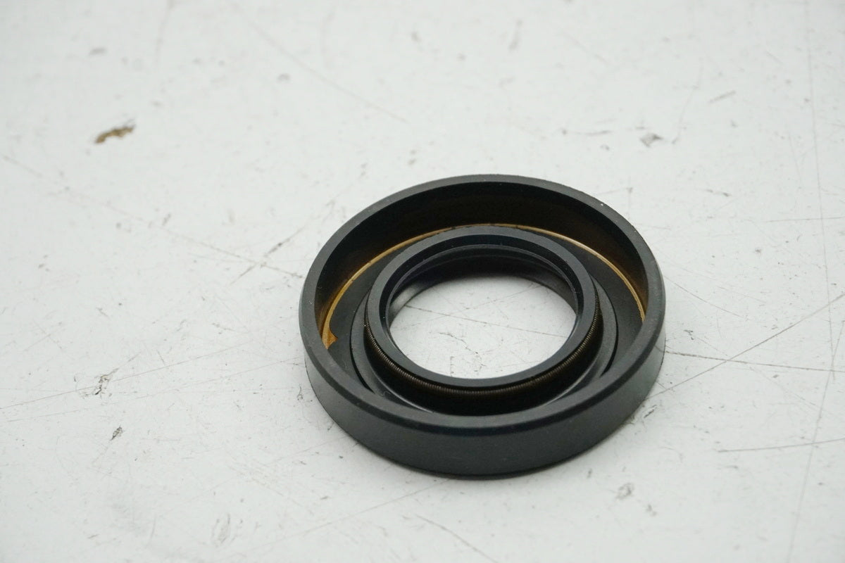 Suzuki Dichtung Kurbelwelle Simmerring original 09283-22015 GS GSX - NEU