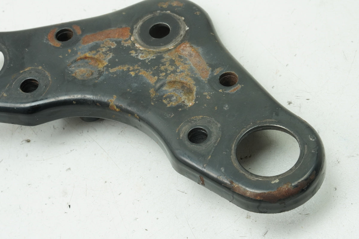 SUZUKI RG 125 NF12B GAMMA Gabelbrücke oben (für Gabelholm Standrohr Gabel)