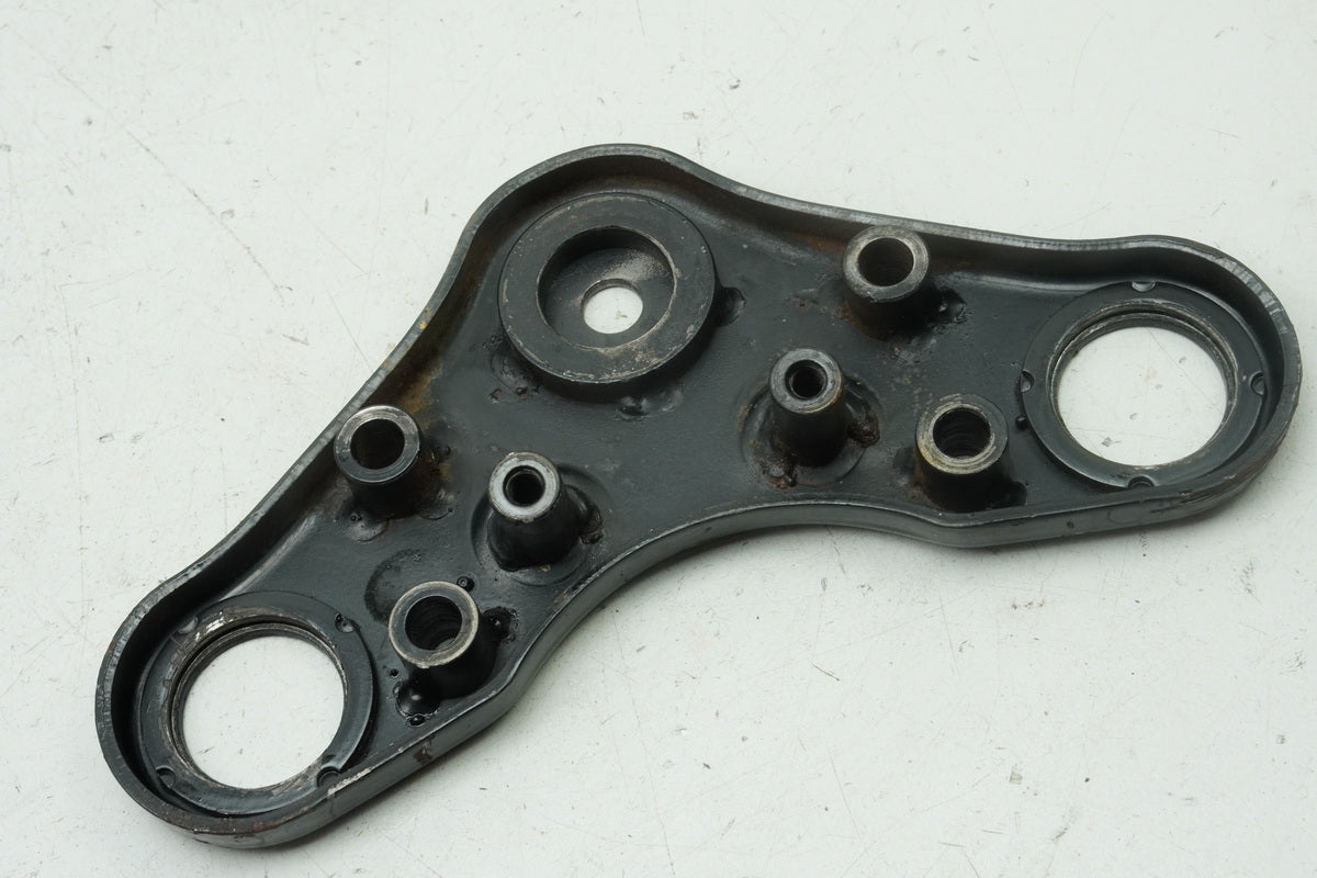 SUZUKI RG 125 NF12B GAMMA Gabelbrücke oben (für Gabelholm Standrohr Gabel)
