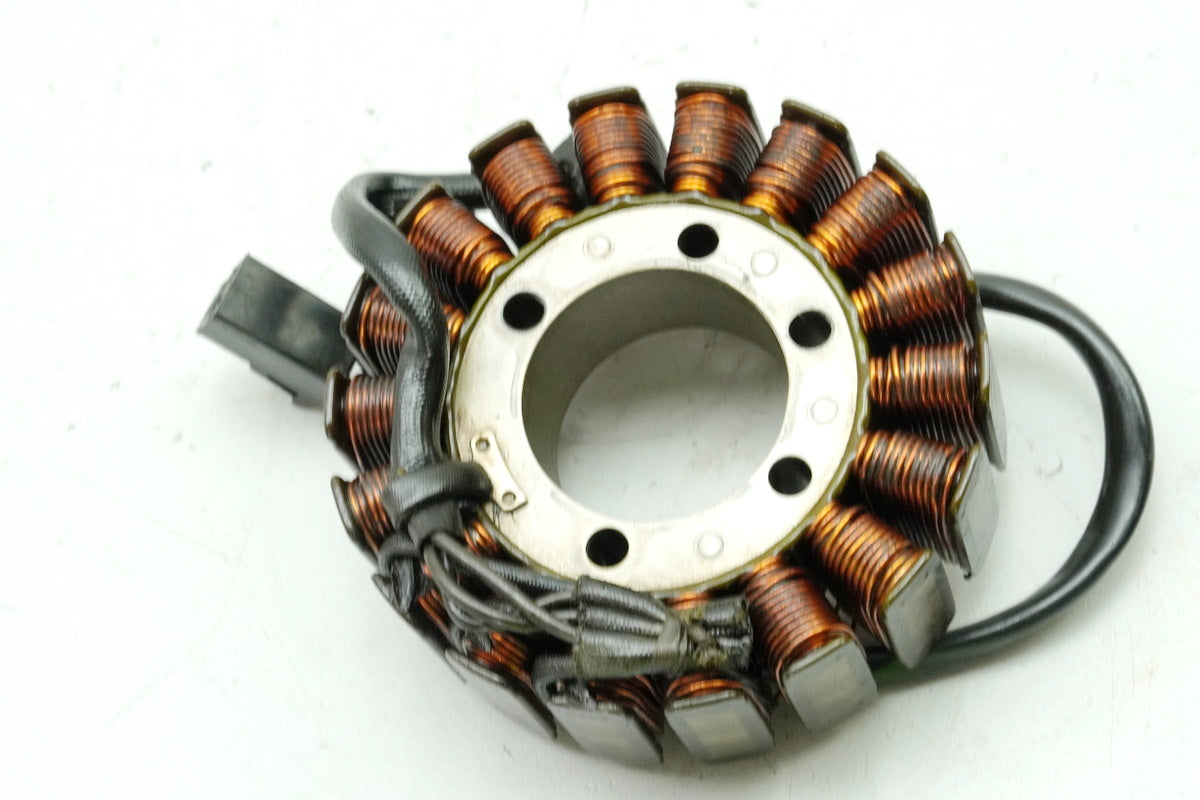 TRIUMPH SPEED TRIPLE 955 i 595 N Lima Estator Alternador T1300610