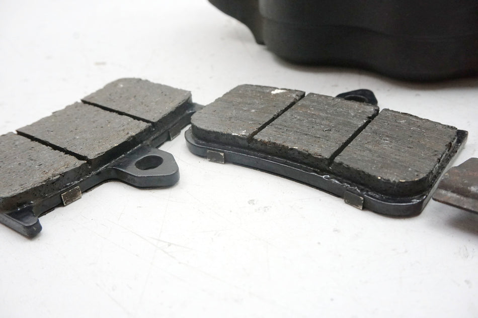 HONDA VTR 1000 SC36 FIRESTORM Bremssattel links Brake Caliper Bremszange