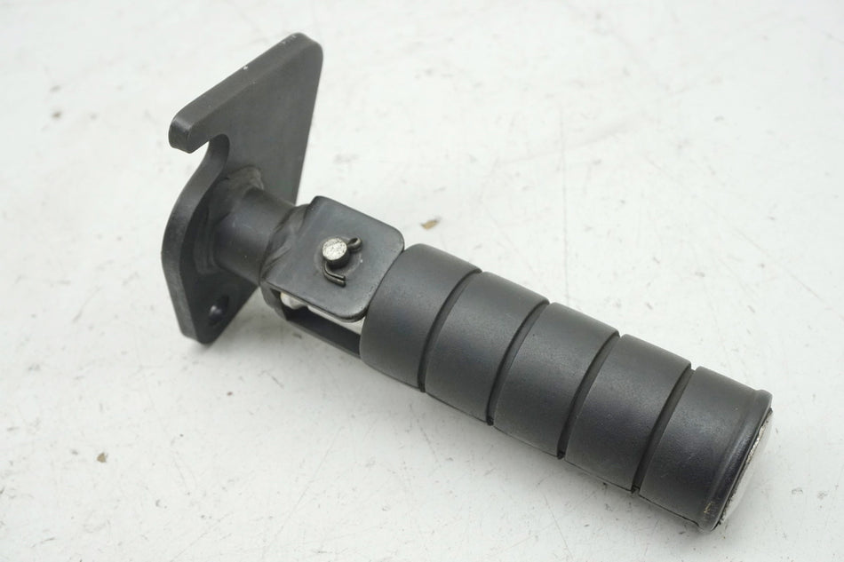 YAMAHA XVS 1100 VP05 DRAG STAR estribera para acompañante derecha soporte estribera