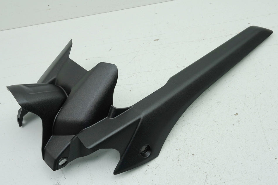 YAMAHA MT07 RM17 RM18 33 - Guardabarros trasero Cubrecadenas B4C-21650