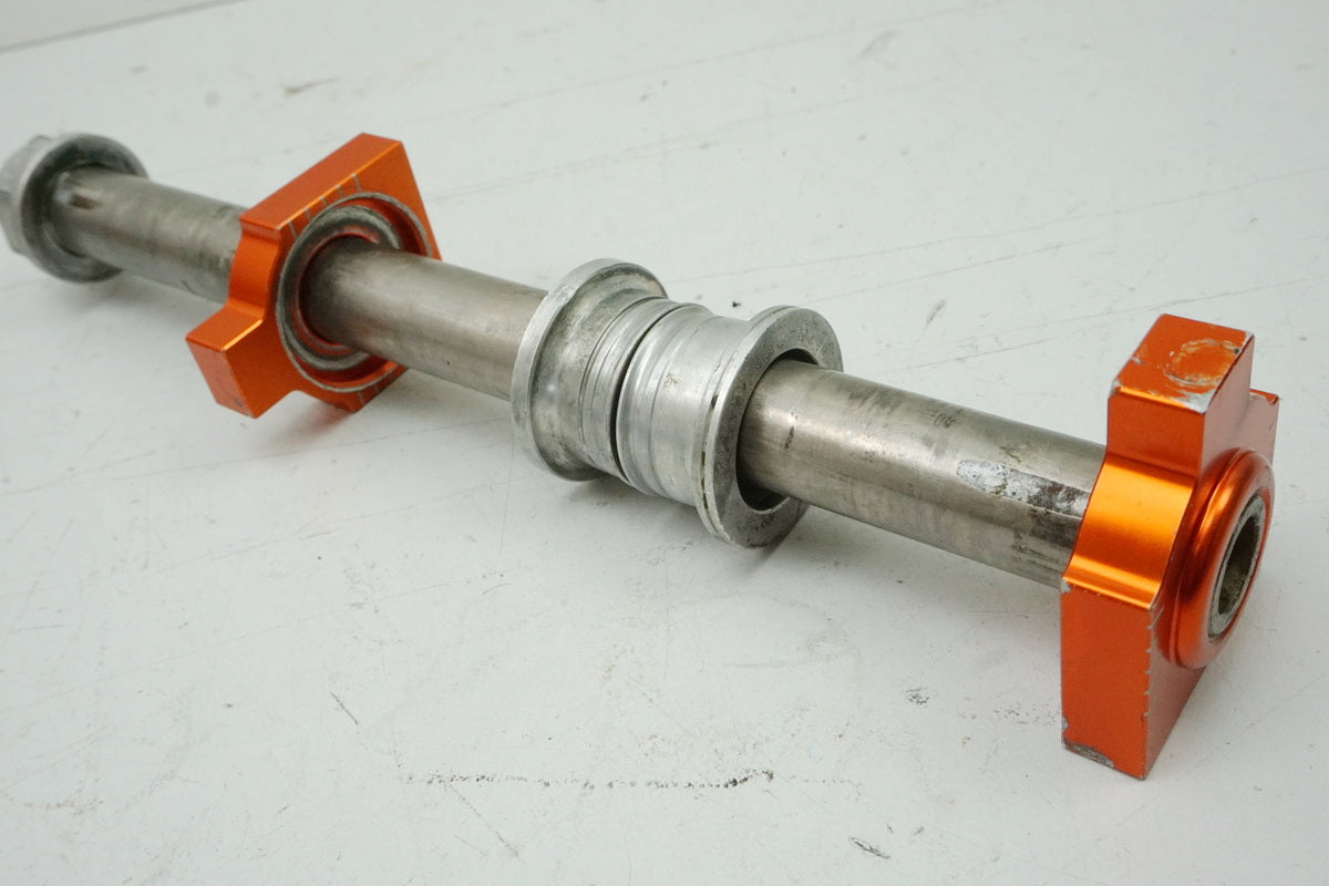 KTM 450 EXC Steckachse hinten Achse Distanzhülsen Kettenspanner ZAP