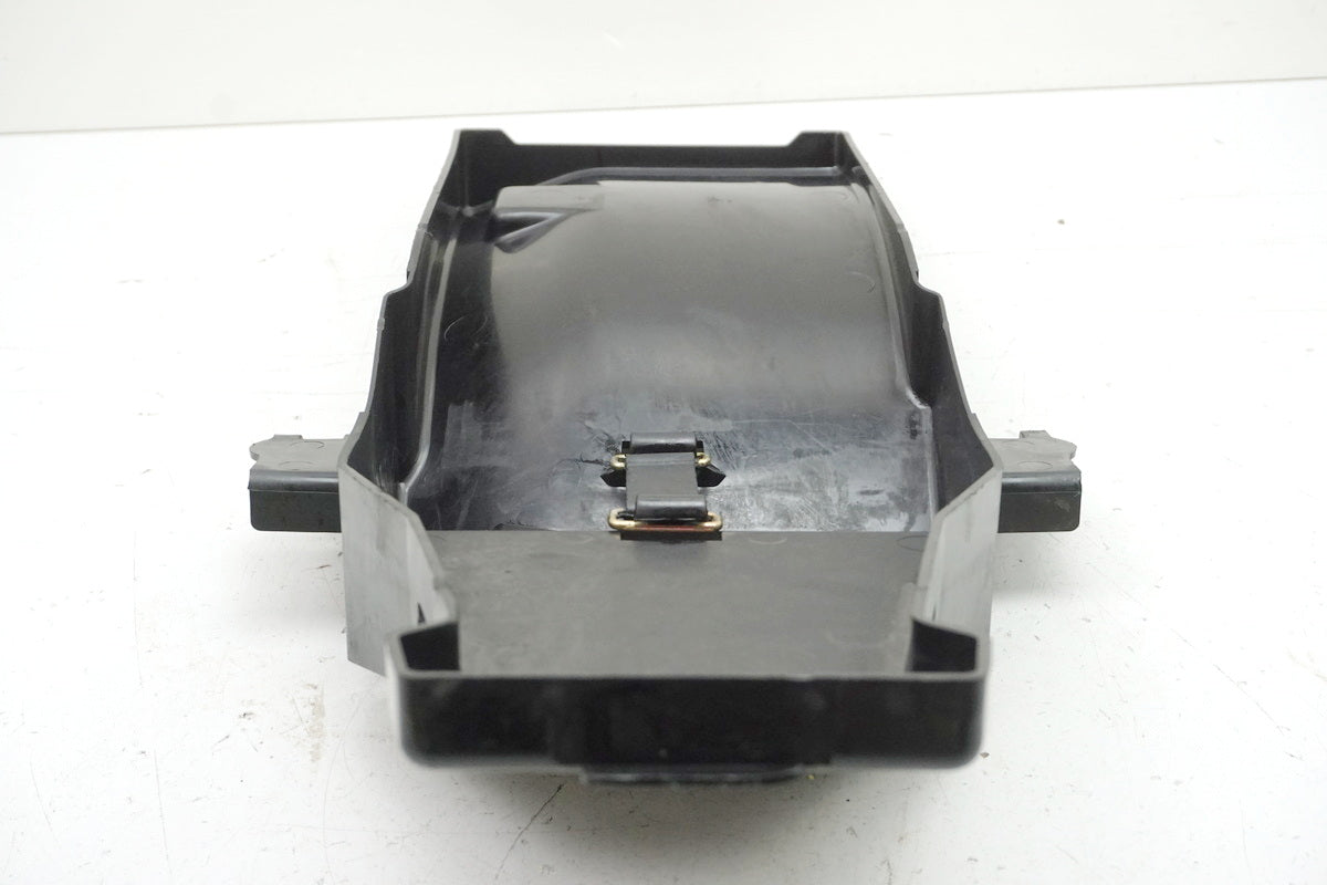 SUZUKI TU 125 XT Tool Compartment Wheel Arch Mudguard Splash Guard Fender