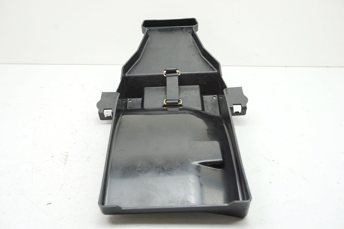 SUZUKI TU 125 XT Tool Compartment Wheel Arch Mudguard Splash Guard Fender