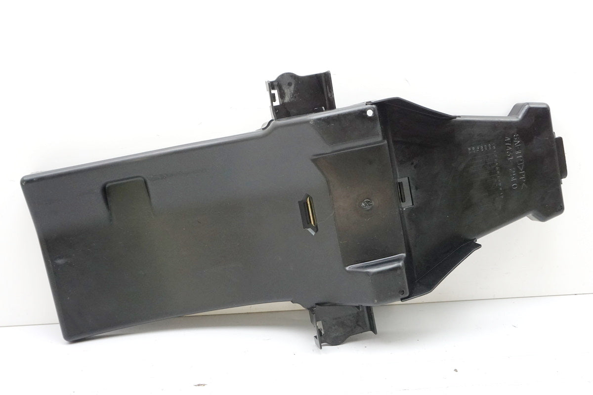 SUZUKI TU 125 XT Tool Compartment Wheel Arch Mudguard Splash Guard Fender