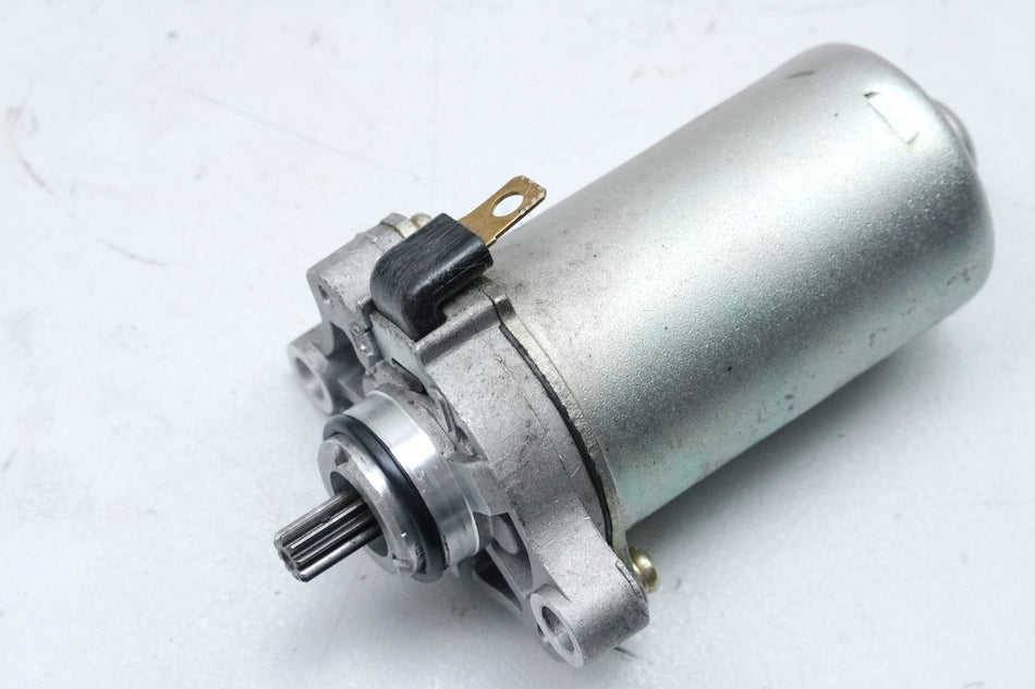 VESPA Primavera 50 4T 3V i-Get Anlasser Starter Motor 3900 km 1D001194
