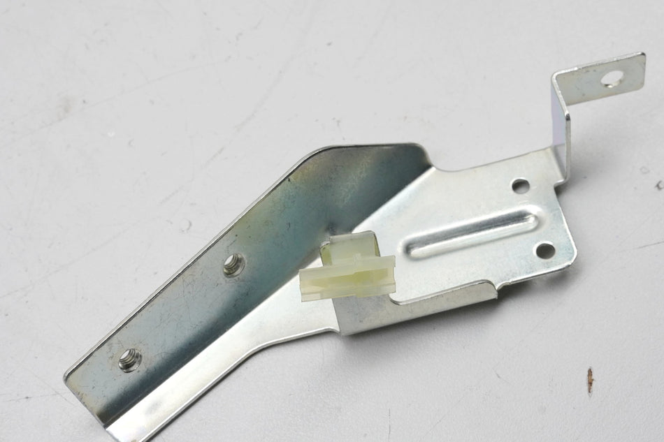 VESPA Primavera 50 4T 3V i-Get Halterung CDI Steuerteil Halter Träger 680069