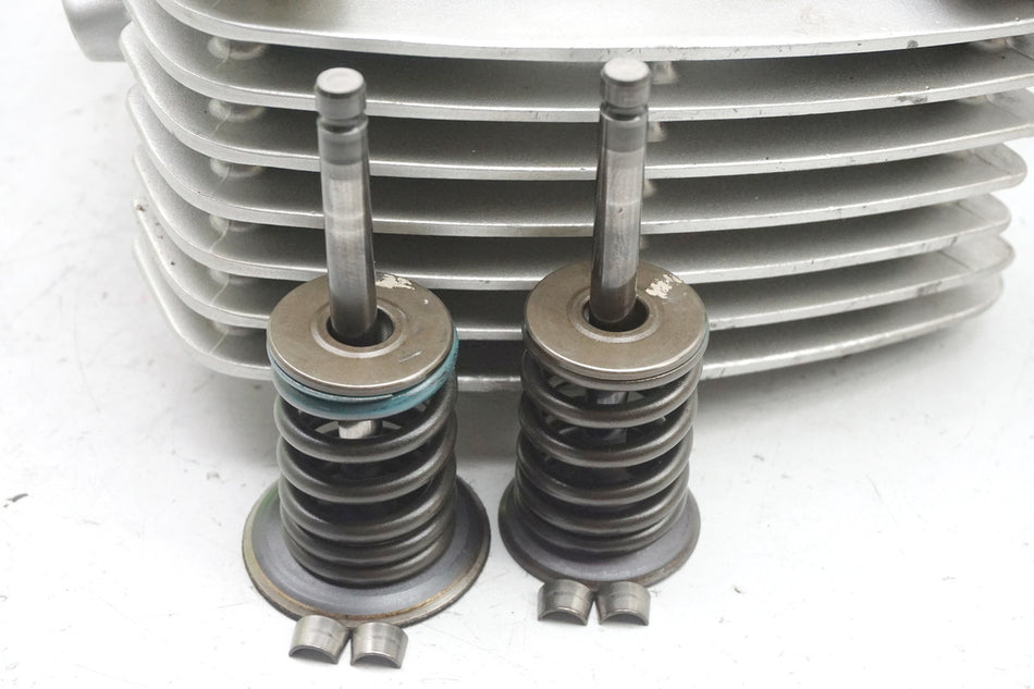 YAMAHA XVS 1100 VP05 DRAG STAR Culata trasera Válvulas Cylinder Head