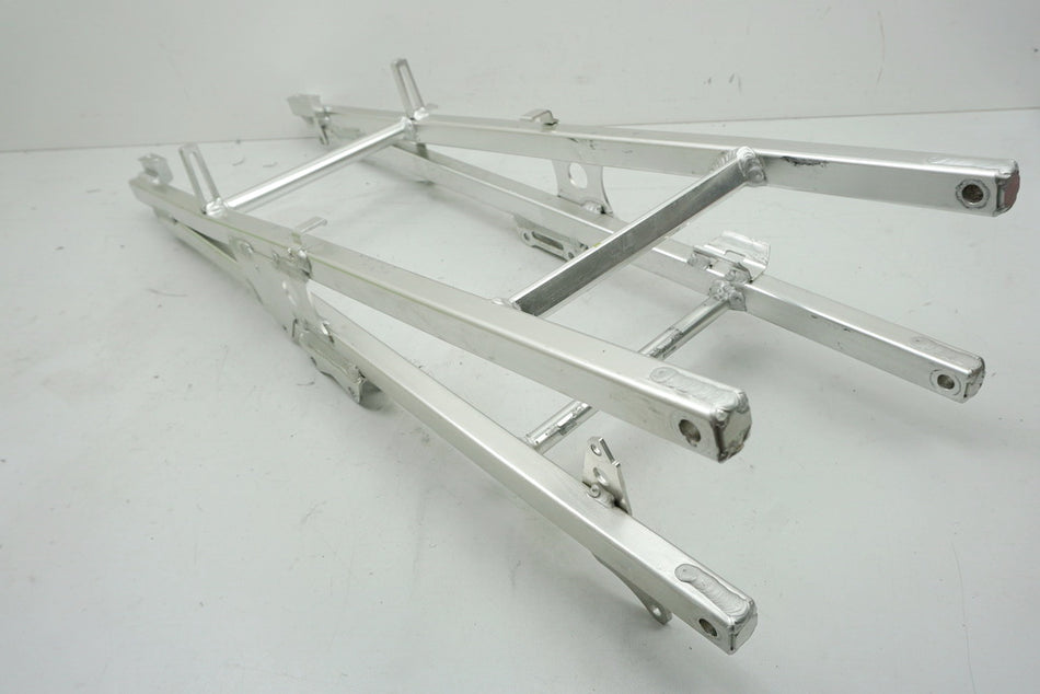 HONDA CBR 600 PC35 Heckrahmen Rahmenheck Hilfsrahmen (für Rahmen hinten) 99-00