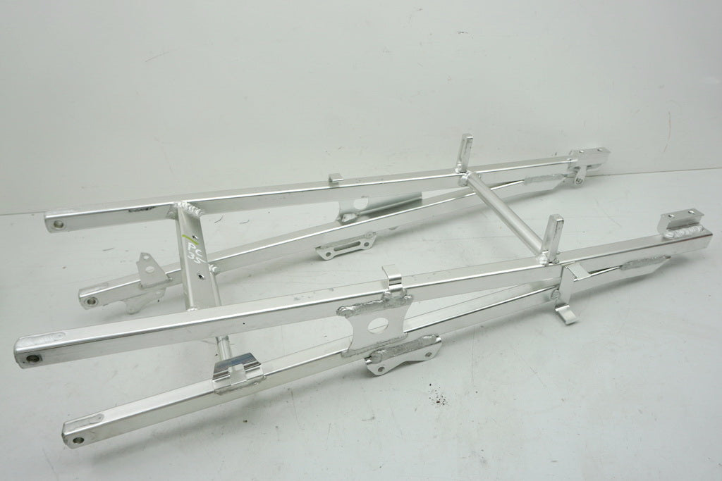HONDA CBR 600 PC35 Subchasis trasero (para el bastidor trasero) 99-00