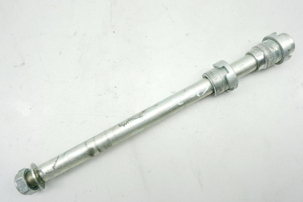 HONDA CBR 600 PC35 SCHWINGACHSE ACHSE SCHWINGE DISTANZEN 99-00
