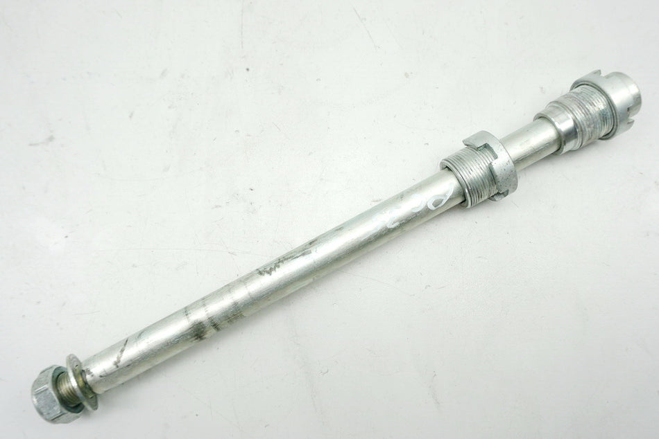 HONDA CBR 600 PC35 SCHWINGACHSE ACHSE SCHWINGE DISTANZEN 99-00