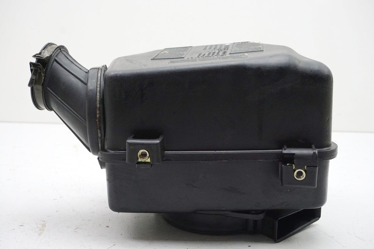 SUZUKI TU 125 XT Airbox Air Filter Box