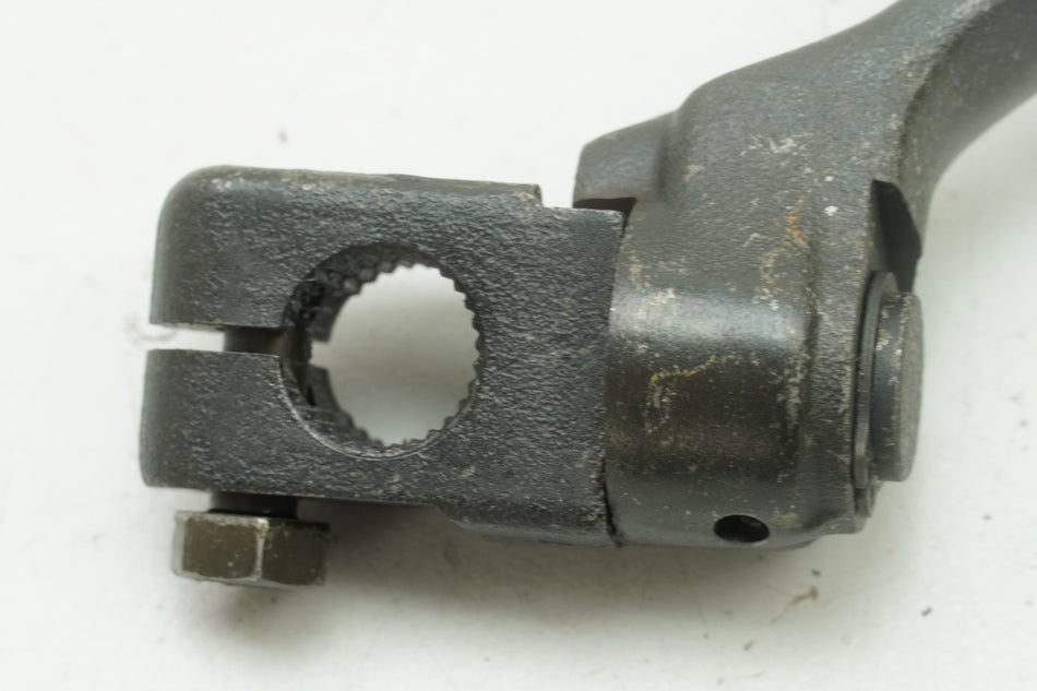 SUZUKI RG 125 NF12B GAMMA Palanca de arranque original (para motor)