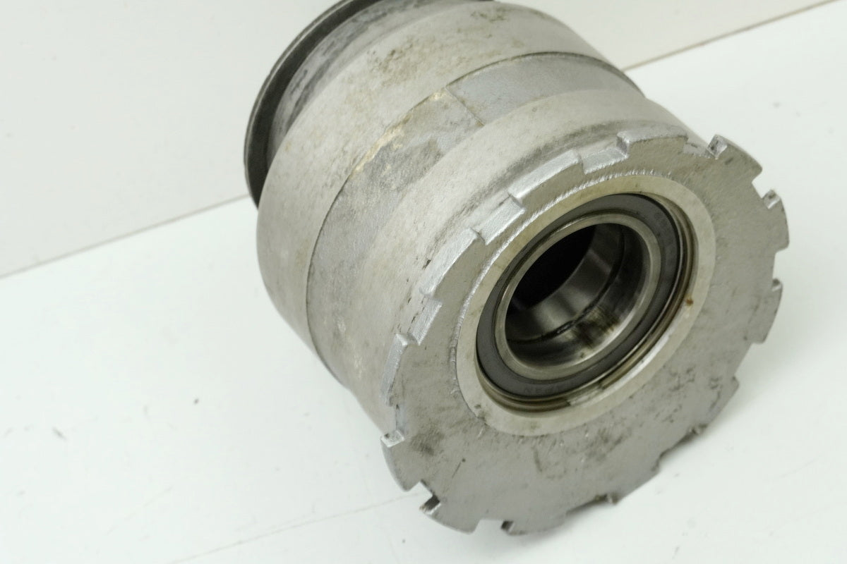 TRIUMPH SPEED TRIPLE 955 i 595 N Antrieb Nabe Schwinge Excenter Kettenspanner