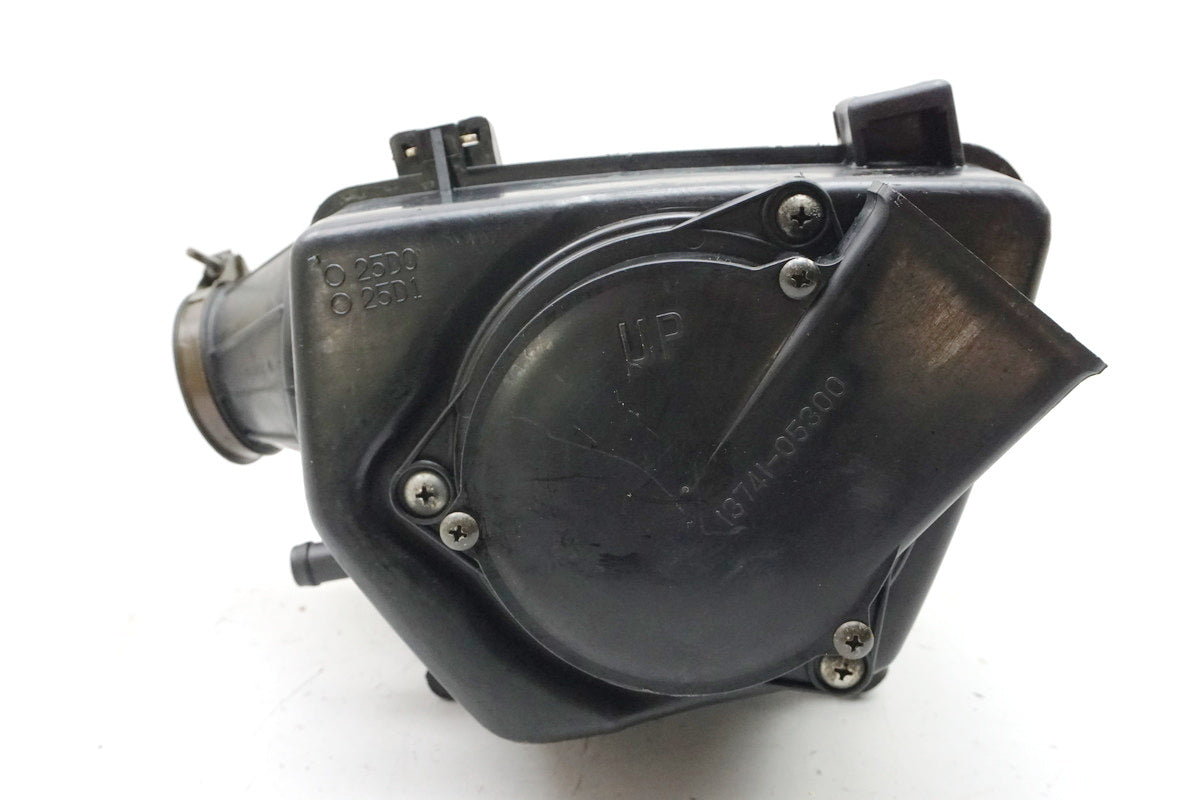 SUZUKI TU 125 XT Airbox Air Filter Box