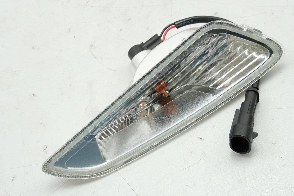 VESPA Primavera 50 4T 3V i-Get Blinker links vorn Turn Signal 6800845