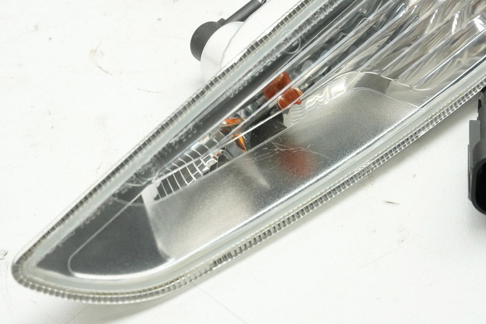VESPA Primavera 50 4T 3V i-Get Blinker links vorn Turn Signal 6800845